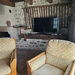 Prázdninový dům Maison Conviviale A Le Roc, Avec Jardin Sans Vis-a-vis