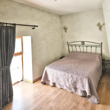 Maison Conviviale A Le Roc, Avec Jardin Sans Vis-a-vis بيت للعطل Peyrusse-le-Roc