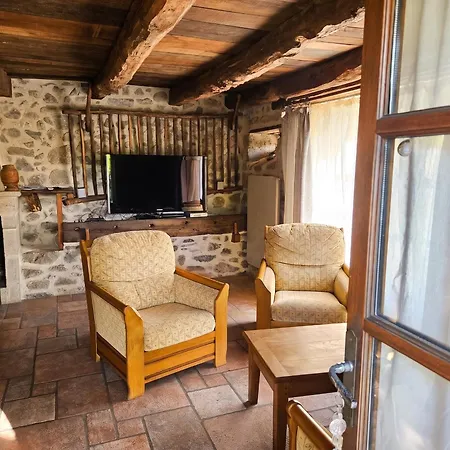Maison Conviviale A Le Roc, Avec Jardin Sans Vis-a-vis * Peyrusse-le-Roc